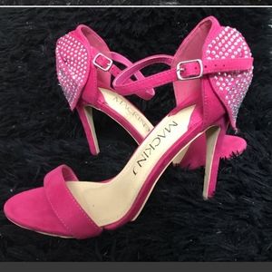 High heels pink size 9